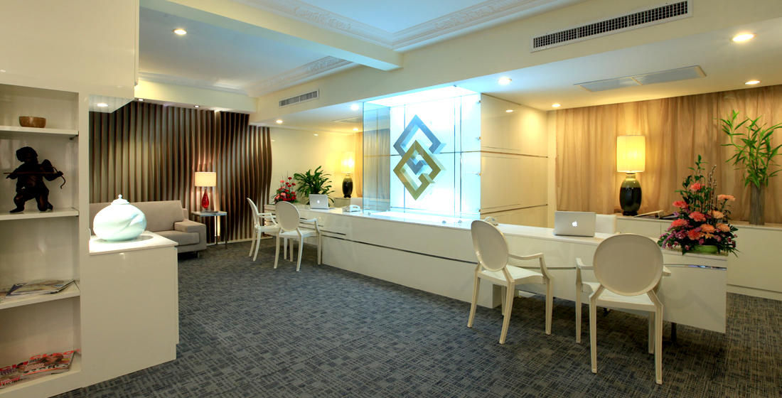 holiday palace business centre